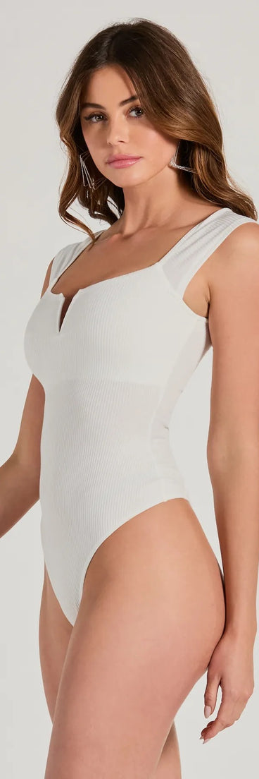02: VKD SATIN SPGTTI STRAP DRAPE FRONT ASYM MIDI9 (051011424010)