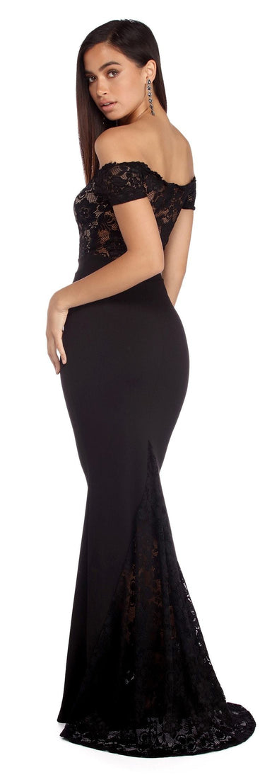 Vestido de encaje con hombros descubiertos Lola